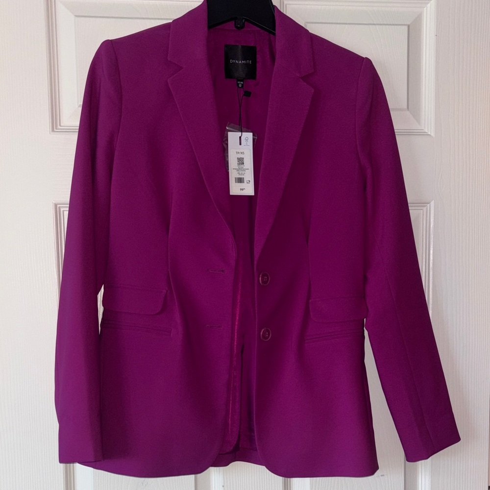 Dynamite Women’s Blazer